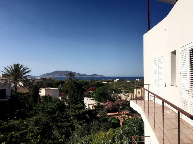 Ferienwohnung Tra Le Nuvole Favignana Exterior foto